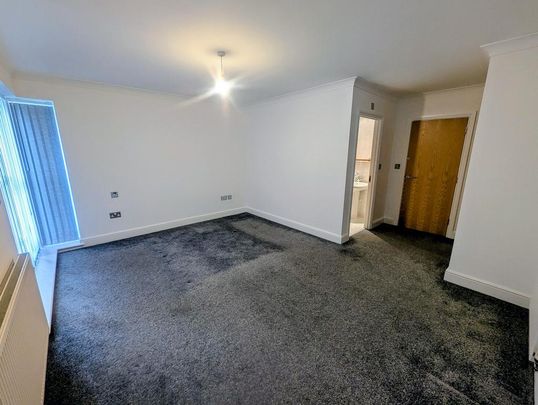 4 bedroom terraced house to rent - Photo 1