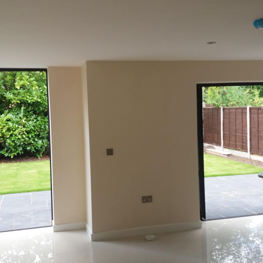 4 bed Detached in Fishers Drive Dickens Heath, Solihull, B90 1QH - Photo 1