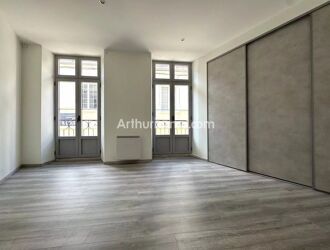 Location Appartement 3 pièces 81 m2 à Dole - Photo 3