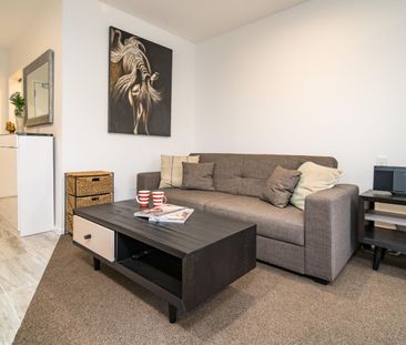 Modern Studio Apartment for Rent in Gulf Harbour - Photo 1