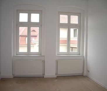 ruhige 3- Raumwohnung mit offener Küche und Dusche ! - Foto 2