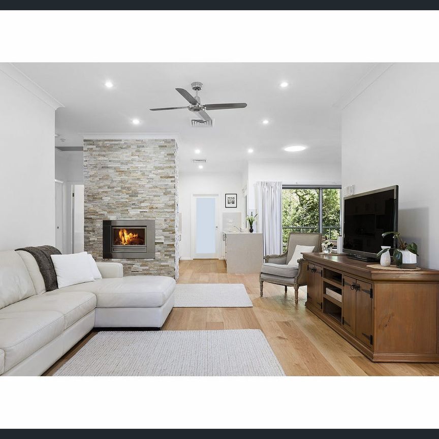 FERNDALE - HIGHLY SOUGHT AFTER OVER 55'S VILLA - Photo 1