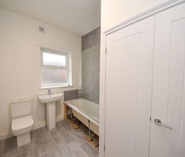 2 bedroom terraced house to rent - Photo 6