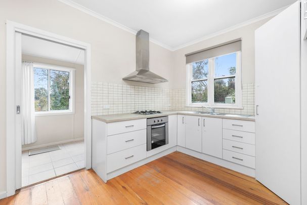 LIGHT FILLED SPACIOUS SURROUNDS - Photo 1