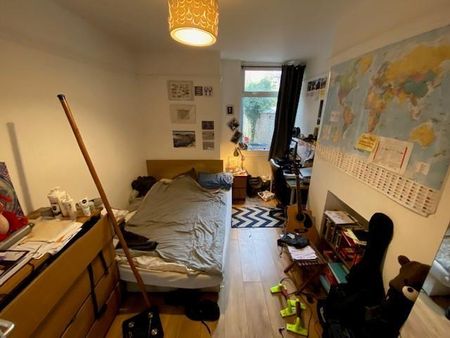 5 bedroom private hall to rent - Photo 3