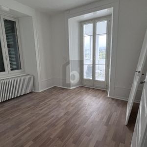 MODERN VUE IMPRENABLE SUR LES MONTAGNES - Photo 2