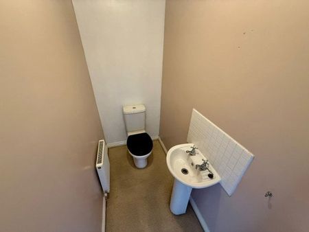 Hawthorn Rise, Droitwich, WR9 - Photo 4