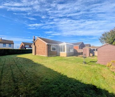 2 bedroom bungalow to rent - Photo 1