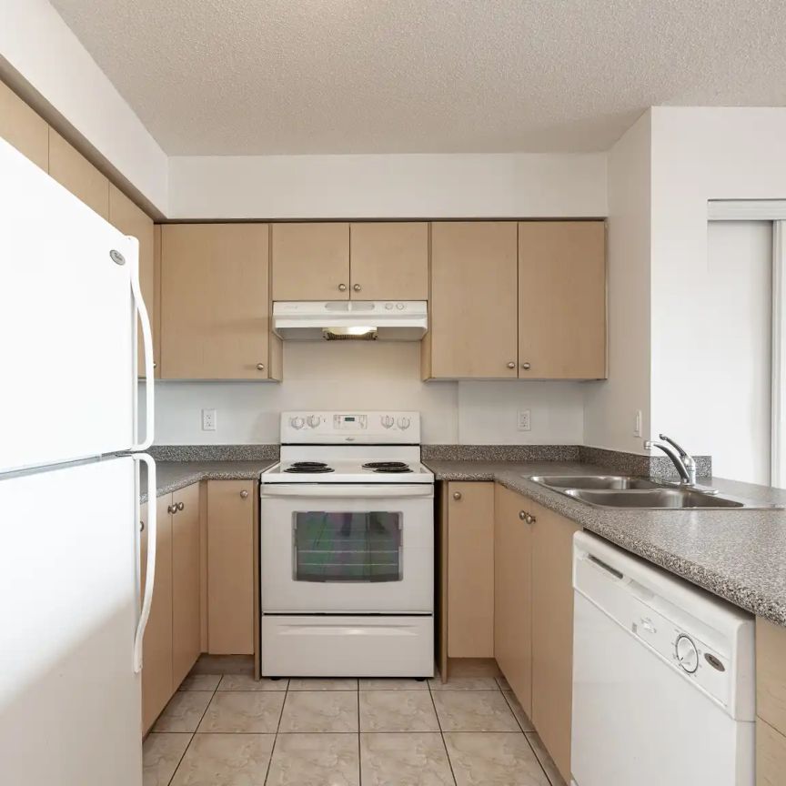 333 Sidney Belsey — 1 Bedroom - unit 905 - Photo 1