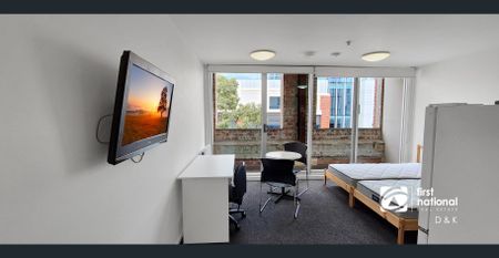 Furnished Studio Apartment – Prime North Melbourne Location - Photo 3