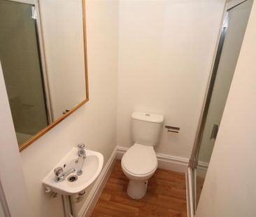 1 bedroom flat to rent - Photo 6