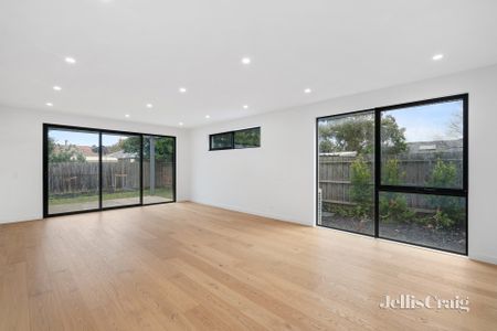 89A Valentine Street, Ivanhoe - Photo 3