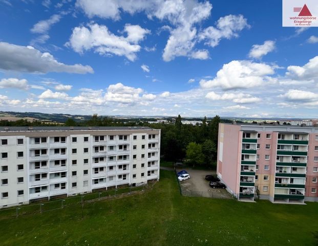 3-Raum-Wohnung mit Balkon im Barbara-Uthmann-Ring - Annaberg-Buchholz! - Photo 1