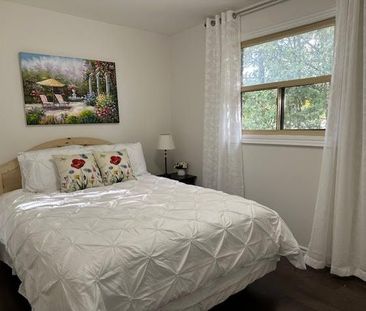 For Lease - 373 Apache Trail Unit# Upper Apartment, Toronto, Ontario - Photo 3