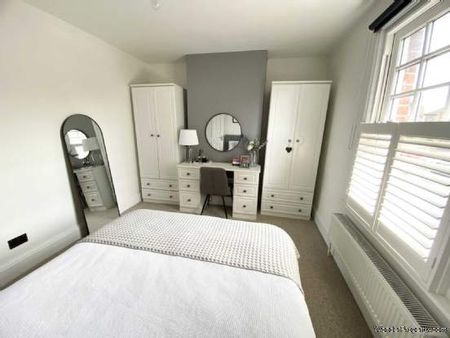 2 bedroom property to rent in Brentwood - Photo 5