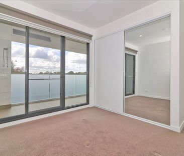 Good Location - Close to Transportation - Photo 4