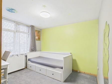 Shaftesbury Avenue, Feltham,TW14 - Photo 4