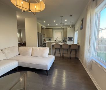 For Lease - 67 Megan Crescent, Barrie, Ontario - Photo 2