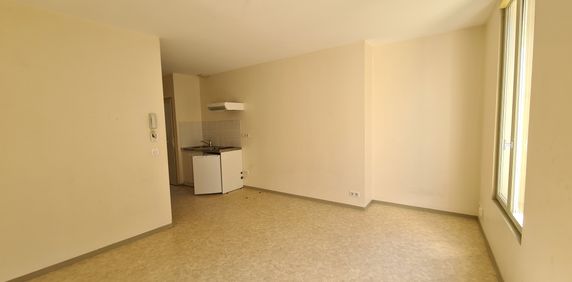 Location Appartement 2 pièces 32m² BRIVE LA GAILLARDE 19100 - Photo 2
