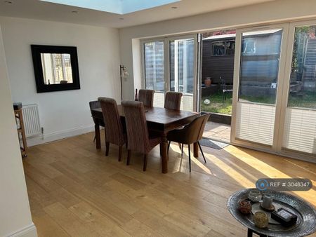 3 bedroom bungalow to rent - Photo 3