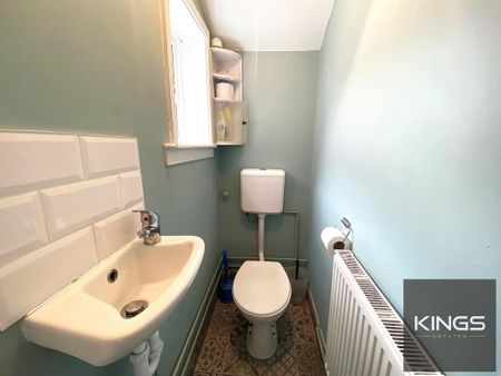 4 bedroom terraced house to rent - Photo 2