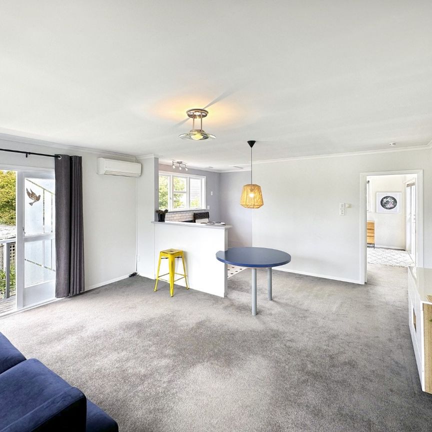 Woburn Apartment - Photo 1