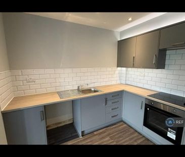 2 bedroom flat to rent - Photo 6