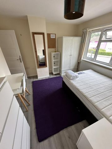 5 bedroom terraced house to rent - Photo 2