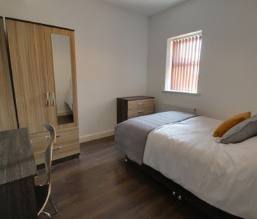 4 bed house share to rent in Westcotes Drive, Leicester, LE3 - Photo 2