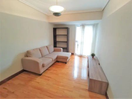 Piso en alquiler en Zona Amaña - Photo 2