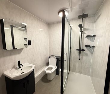 Apartment 10, Pollecoff House 290-294 High Street - Photo 6