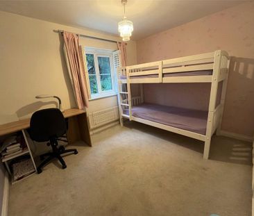 4 bedroom detached house to rent - Photo 4