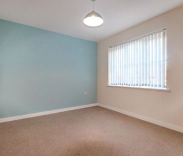 4 bedroom detached house to rent - Photo 5
