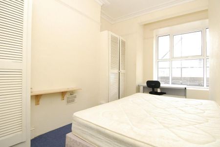 6 bedroom house to rent - Photo 3