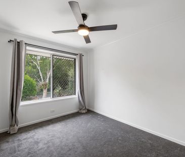 Freshly Renovated 3-Bedroom Home with Covered Outdoor Area - Photo 5