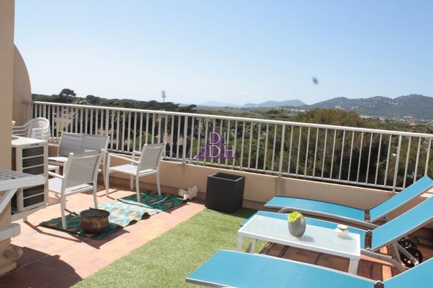 Port de Hyères Très bel Appartement Duplex dernier étage ent - Photo 1