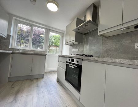 Available now, 39 Church Street is a delightful, two bedroomed mid terraced property, nestled within the peaceful village of Emley. - Photo 4