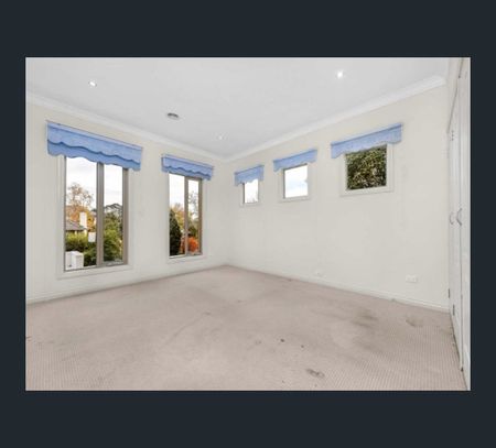 10 Thiele Street, Doncaster, Vic 3108 - Photo 5