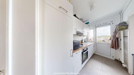 LIÈGE – Prox Médiacité/Boverie, appart. rénové 2 ch. - Loyer: 750,00 € / mois - Photo 3