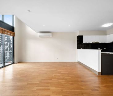 Stylish inner-city apartment over two levels! - Photo 6