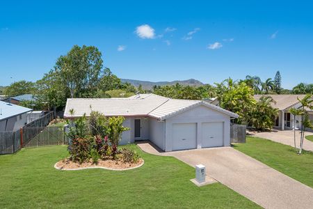 Spacious Family Home in the Heart of Kirwan - Photo 3