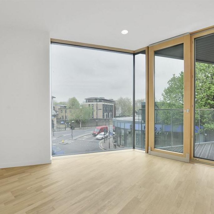 3 bedroom apartment to rent - Photo 1