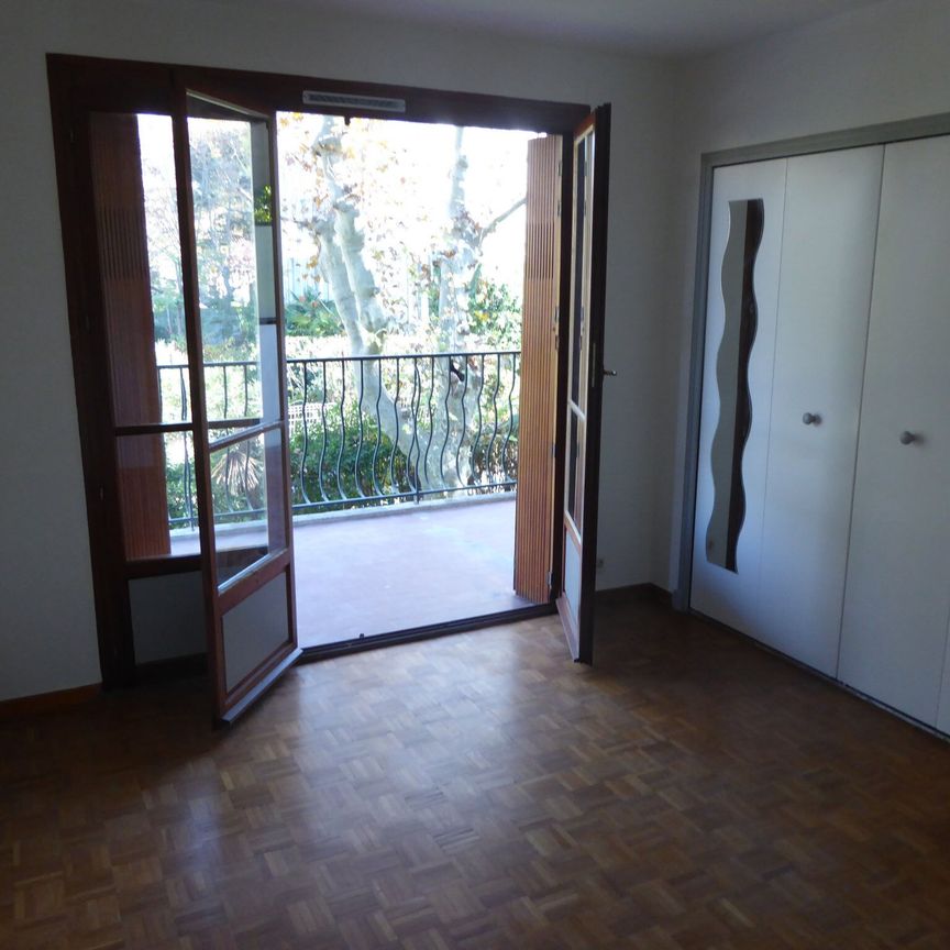 Appartement 1 pièces 22m2 MARSEILLE 9EME 520 euros - Photo 1