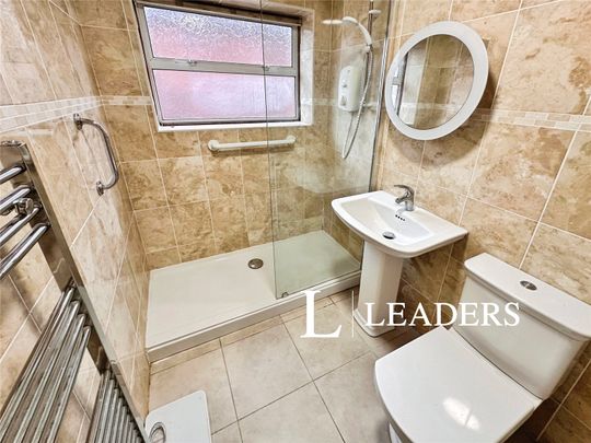 3 bedroom bungalow to rent Carroll Drive, Stoke-on-Trent, ST3 - Photo 1