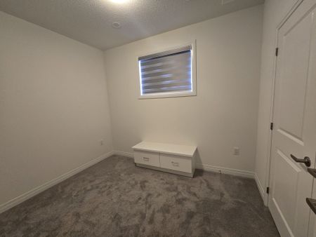 For Lease - 25 Moosehead Drive, Brampton, Ontario - Photo 5