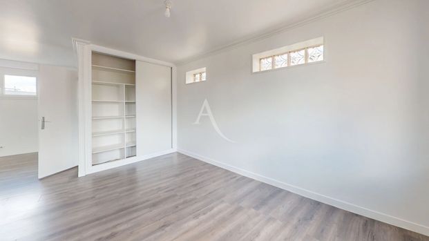 Location Appartement 1 pièce 37m² - Photo 1