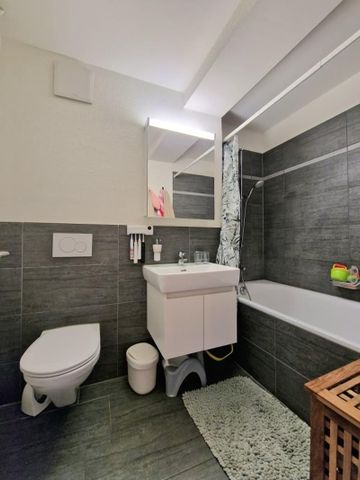 "Wunderschöne Wohnung mit Balkon Nähe Bahnhof Wiedikon" - Foto 3