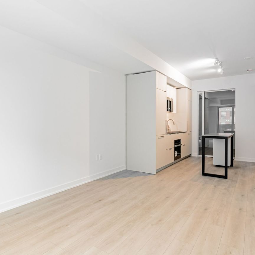 For Lease - 1 Fairview Road Unit# 408, Mississauga, Ontario - Photo 1