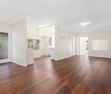 28 Kitchener Street - Photo 1