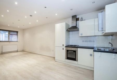 Studio to rent - Photo 5